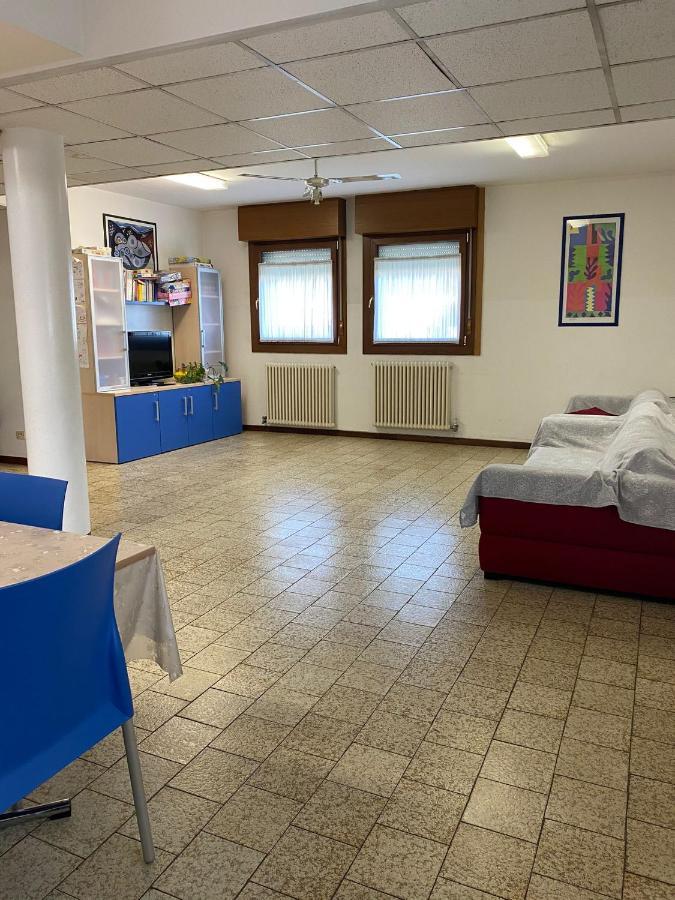 Casa Vacanze Paolo VI Padova Bagian luar foto