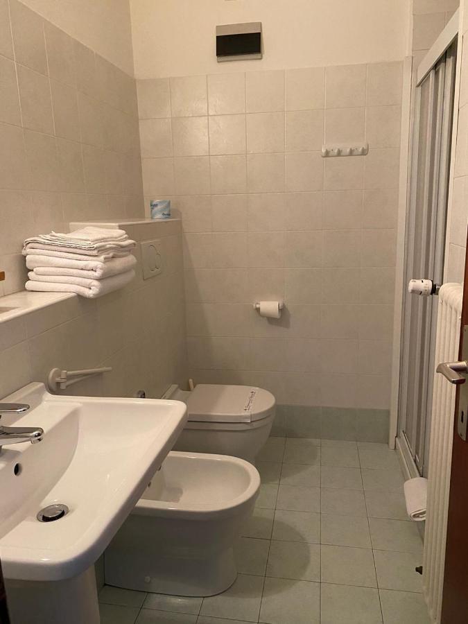 Casa Vacanze Paolo VI Padova Bagian luar foto