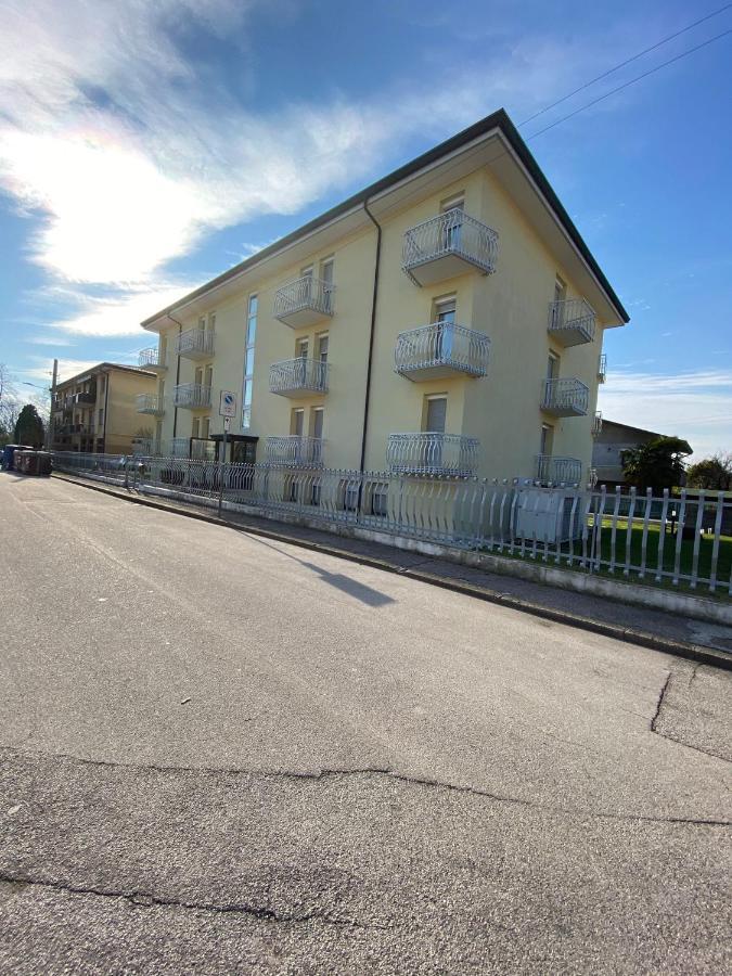 Casa Vacanze Paolo VI Padova Bagian luar foto